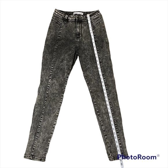 ❤️❤️Secrets with Love Super High Narrow waisted jeans acid wash size 29. - Picture 5 of 16